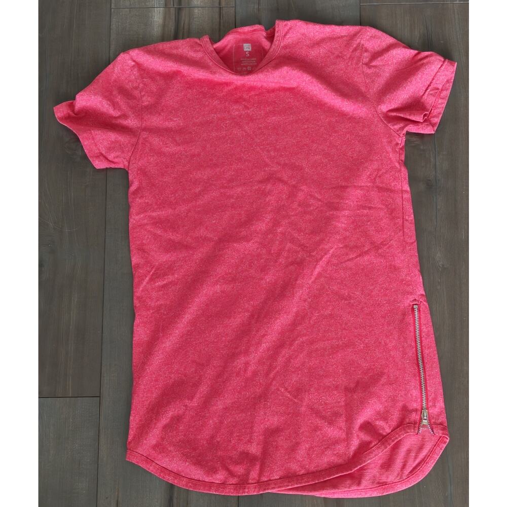 T&W Curved Hem T-Shirt Men’s Small Red Heathered Short Sleeve Casual Streetwear